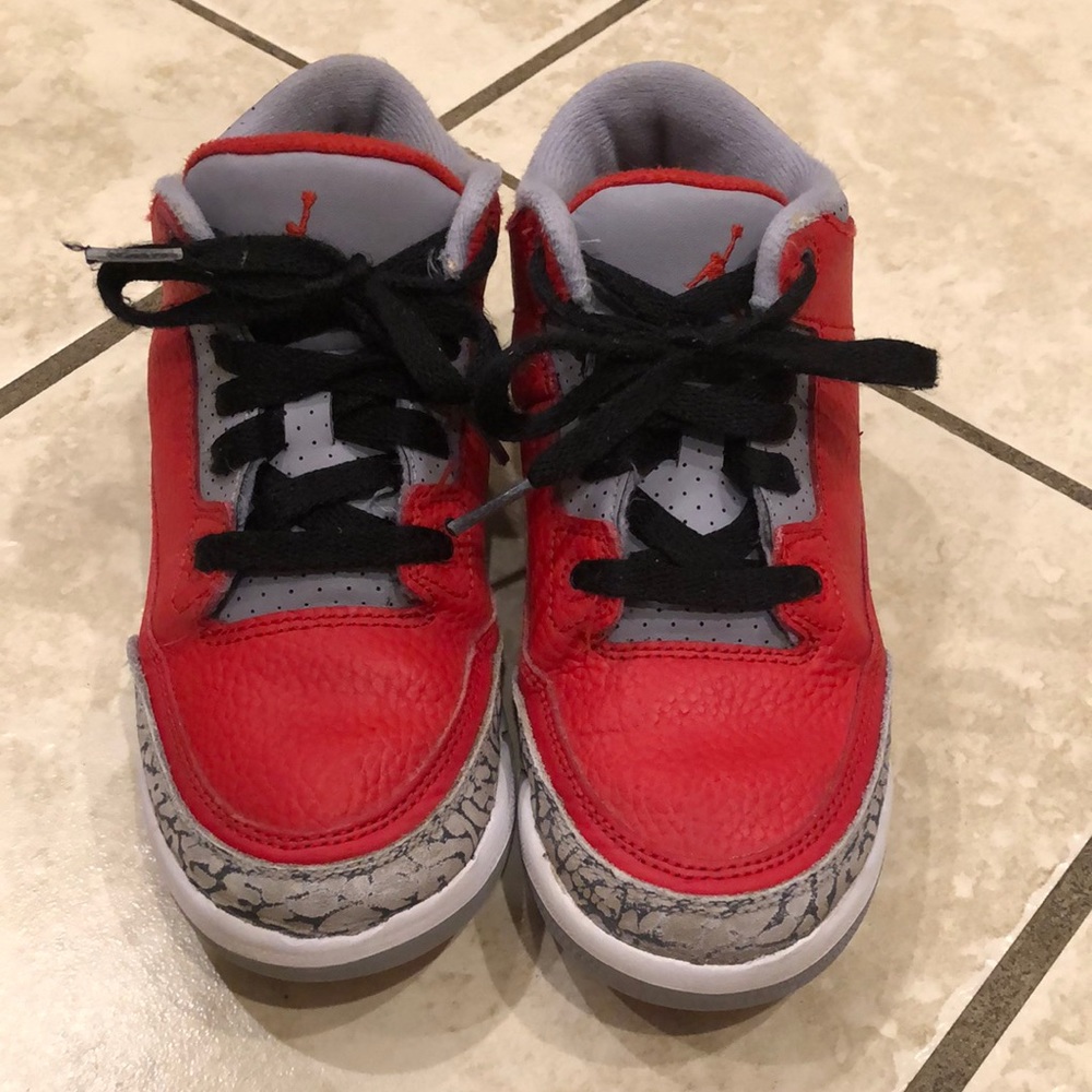 Nike air Jordan’s Retro 3